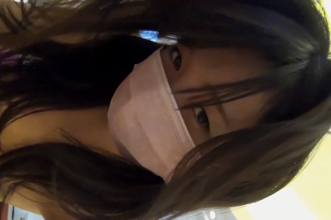 健康的な日焼け美女