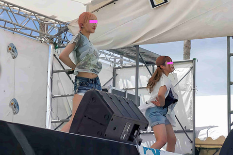 ビーチの歌姫たち＃021：【4K動画】 揺れるステップが魅...