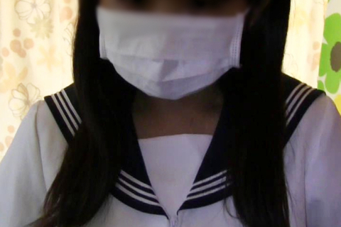 若いＪ系のリ○レ嬢、お店に内緒でどこまで脱げる みかん嬢編