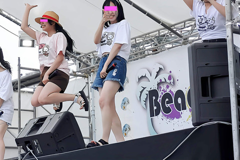 ビーチの歌姫たち＃018：【4K動画】ハンドサインで答えて...