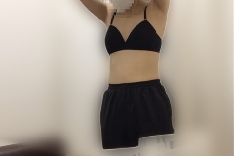 【着替え/隠し撮り】美乳J◯の着替え