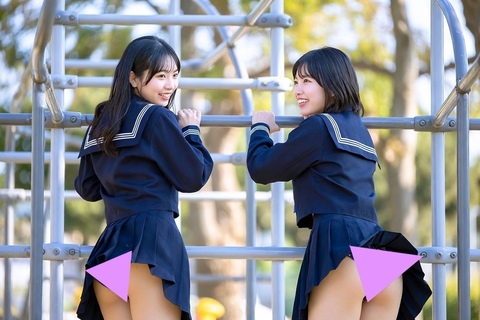 元気いっぱいセーラー服JKたちがジャングルジムで大はしゃぎ...