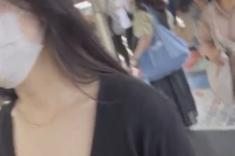 パンティ透けたお姉さん　顔撮りでモロバレ