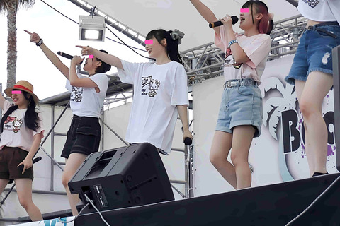 ビーチの歌姫たち＃006：【4K動画】キレキレダンスでくる...