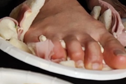 みくちゃんの裸足でフードクラッシュ　VOL1