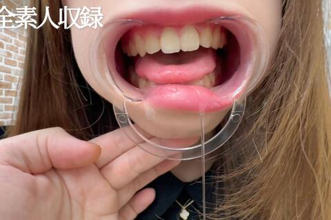 【素人・口腔フェチ】 元大手事務所所属の超一流アイドルと密...