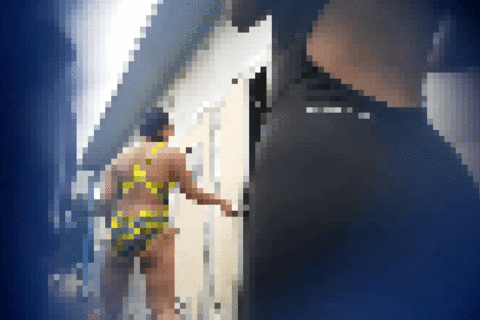 競泳水着の少女達の部活姿1