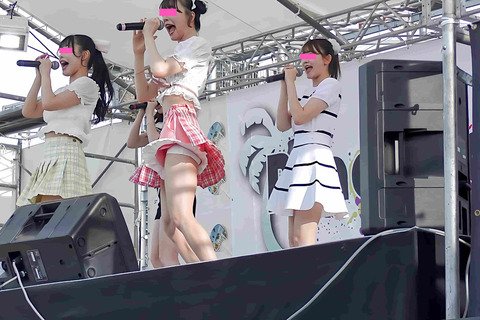 ビーチの歌姫たち＃008：【4K動画】ダンスのパフォーマン...