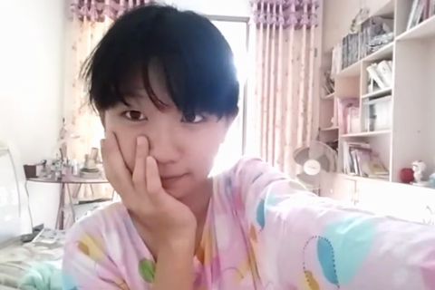 【爆売れ必至新作】【配信少女】【超絶美少女】300