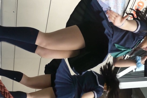 アイドル制服コスプレ強烈ローアングル1-全身