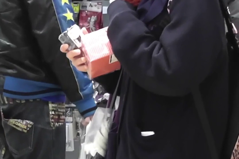 狙われた女の子 執念の追尾3名の学生