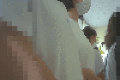 スレンダー少女の体育着姿