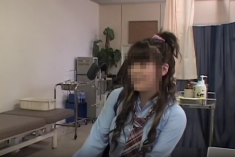 爆乳J●病院検査