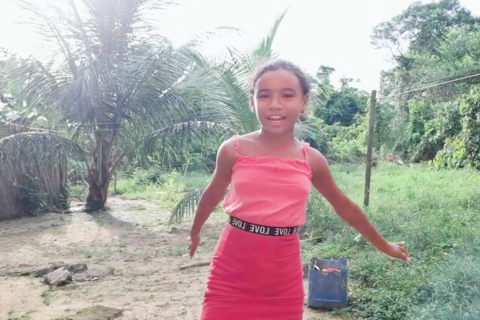 【人気商品期間限定セール】【配信少女】【爆裂エロ神美少女】...