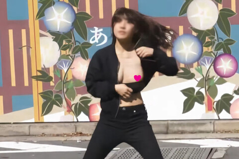 JDの激しい過ぎてポロリダンス