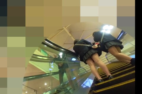 【追尾】最高級JKストーキング　追いパンチラ　その2