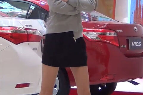 美女コンパニオン撮影に気づいておこ