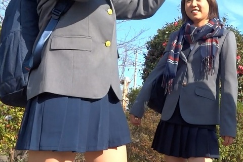 女子高生　ホワイト＆スノー柄